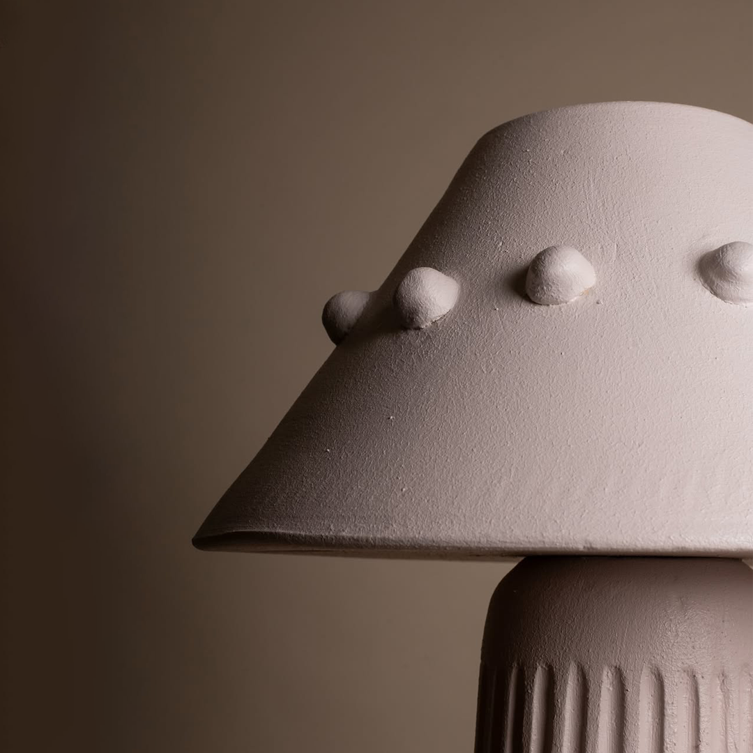 Dot table lamp