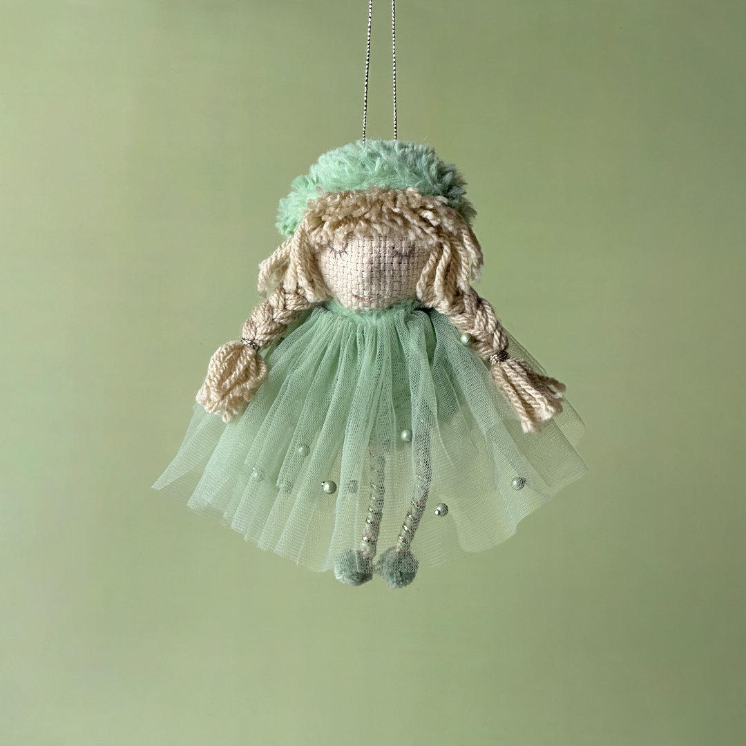 Dreamer Doll (Mint)