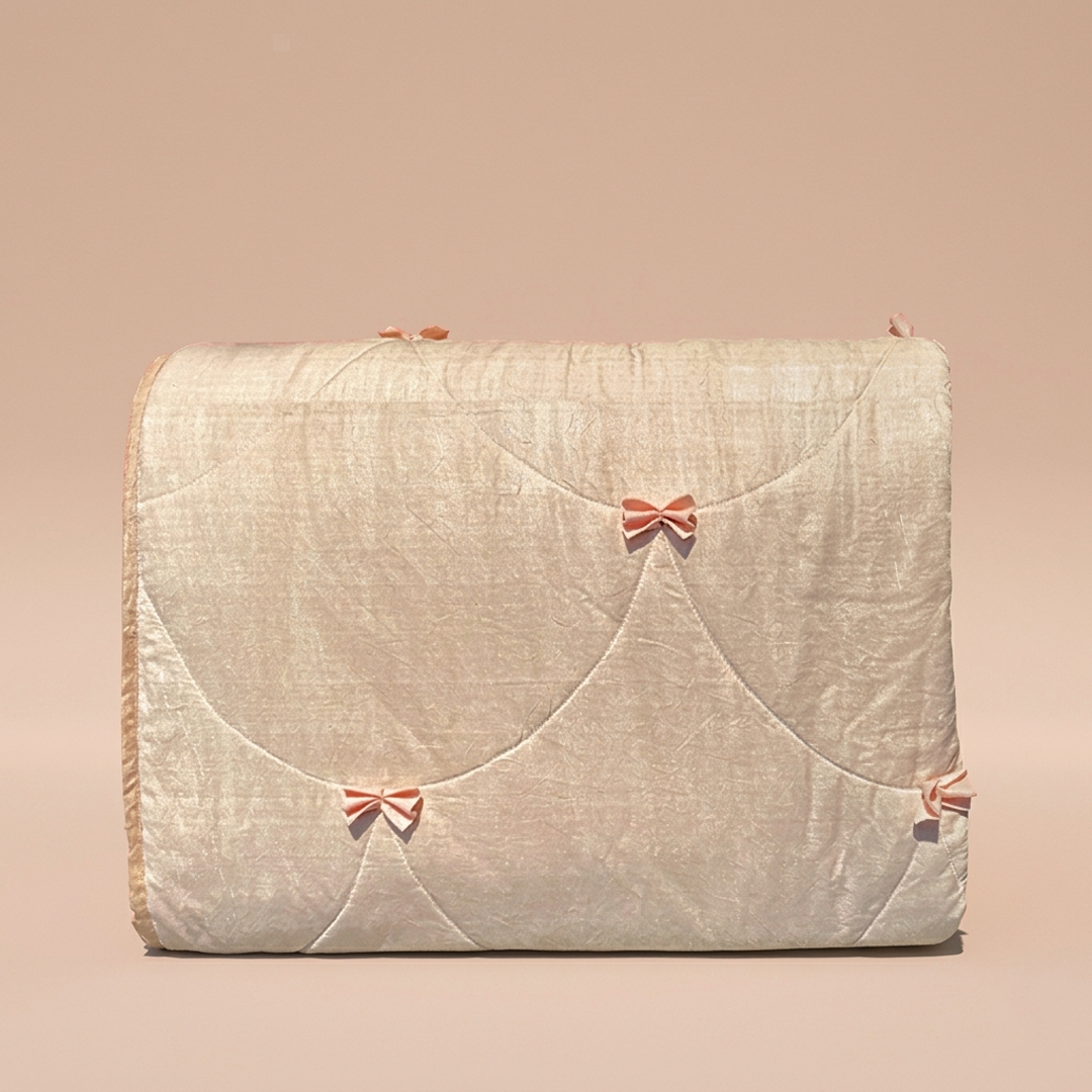 Dimpled Bow bedspread