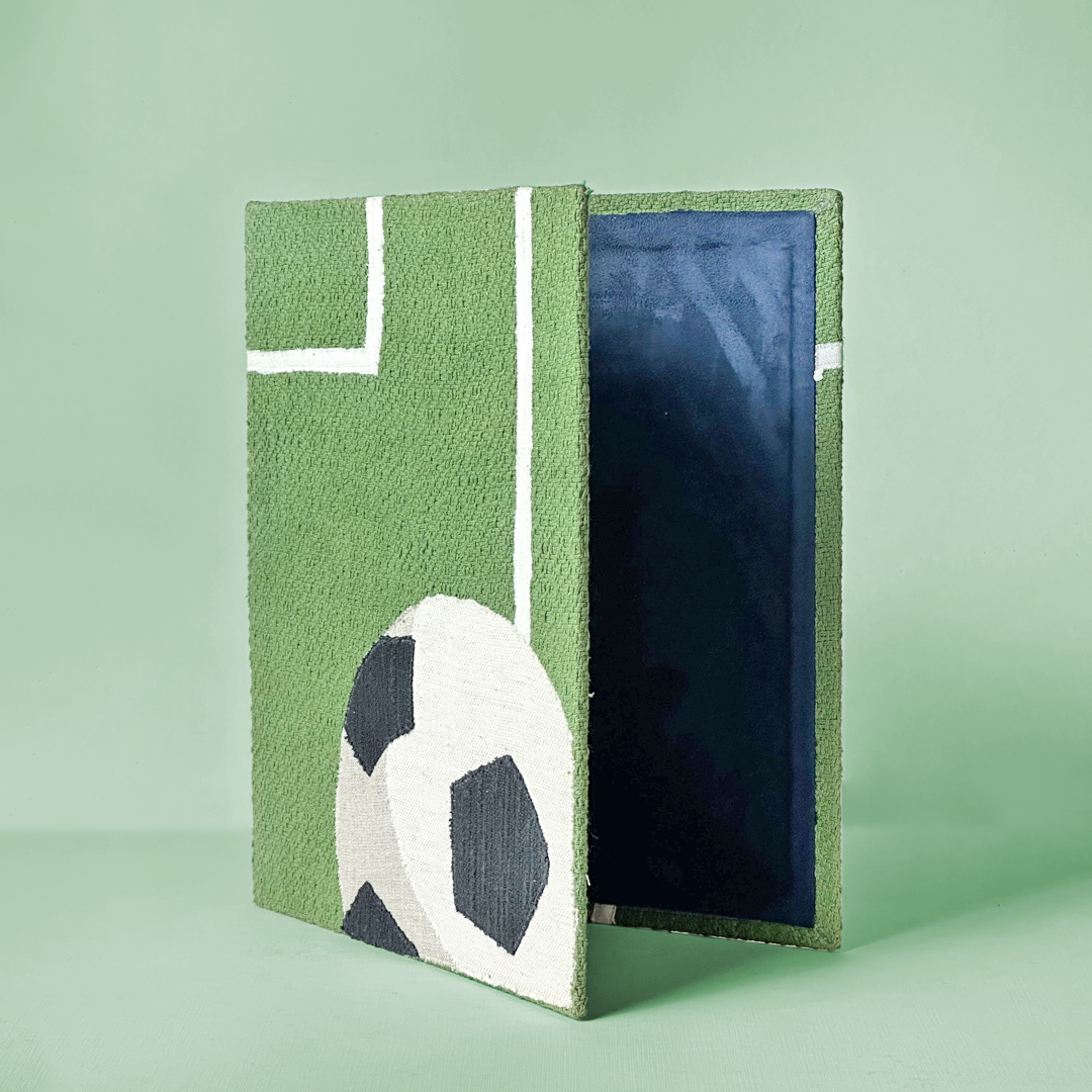 GAME FILE HOLDER
