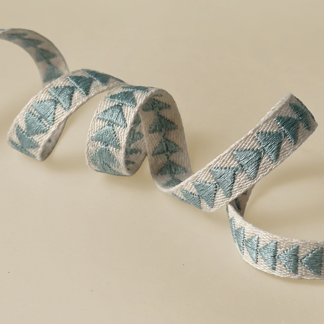 Embroidered Arrow Pattern Ribbon