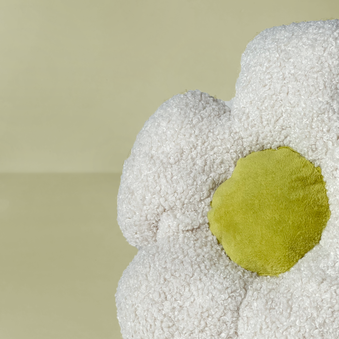 Cozy Daisy Flower Cushion