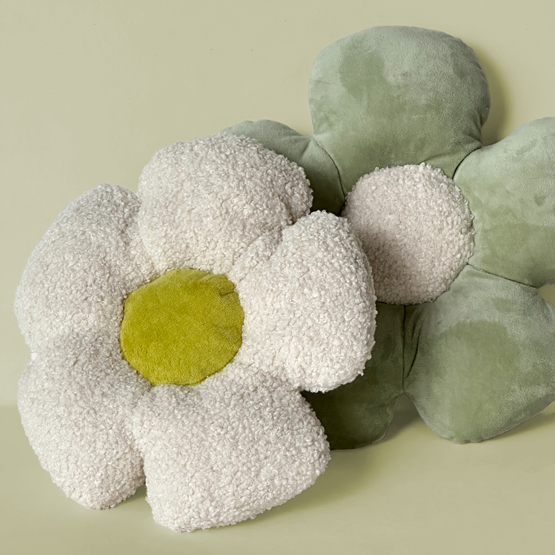 Cozy Daisy Flower Cushion
