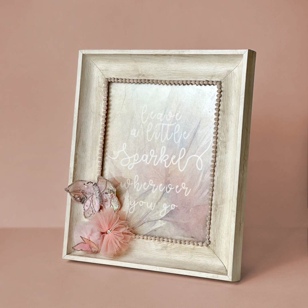 Enchanted photo frame