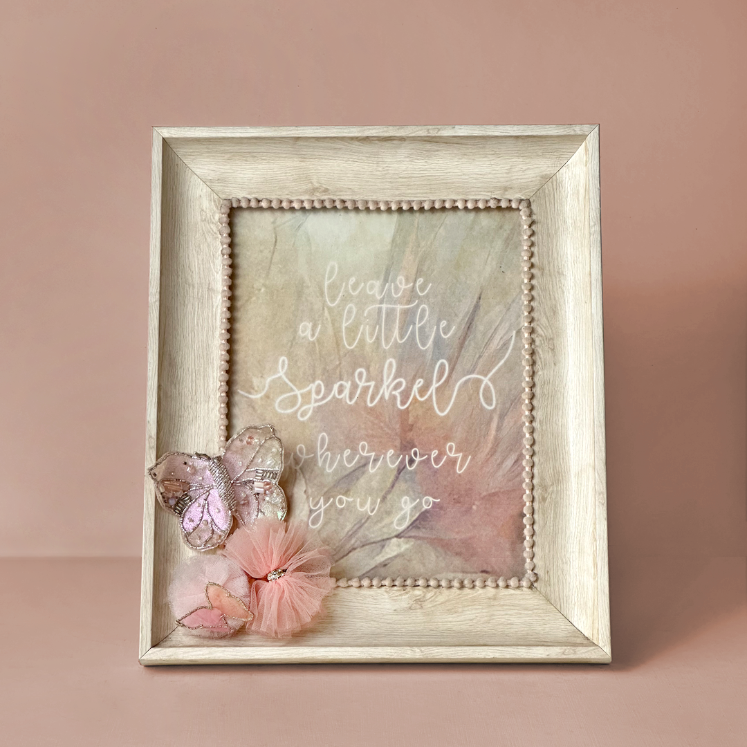 Enchanted photo frame