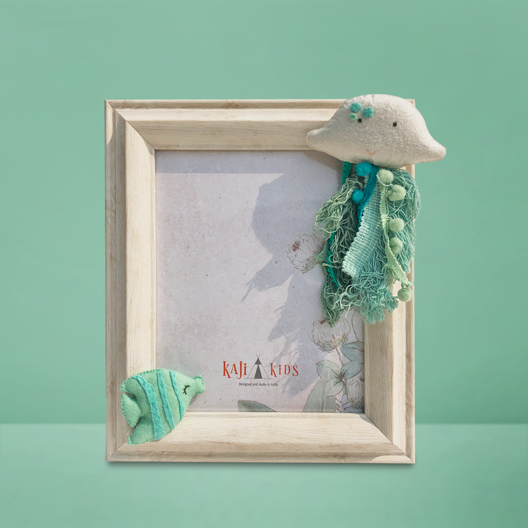 Mr Jelly on a frame