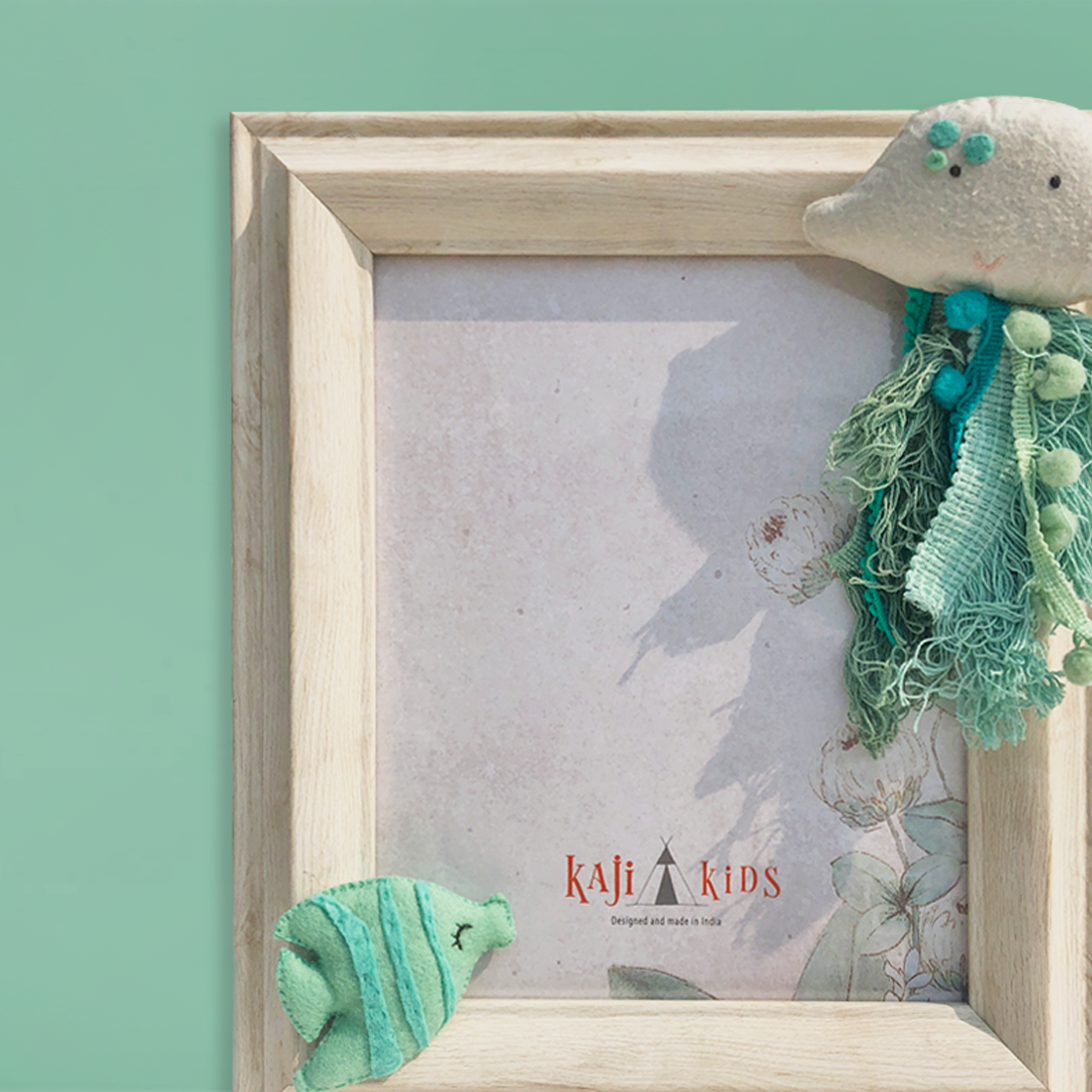 Mr Jelly on a frame
