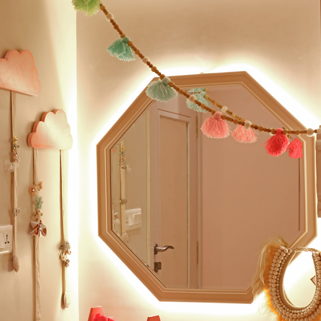 wall decor bunting