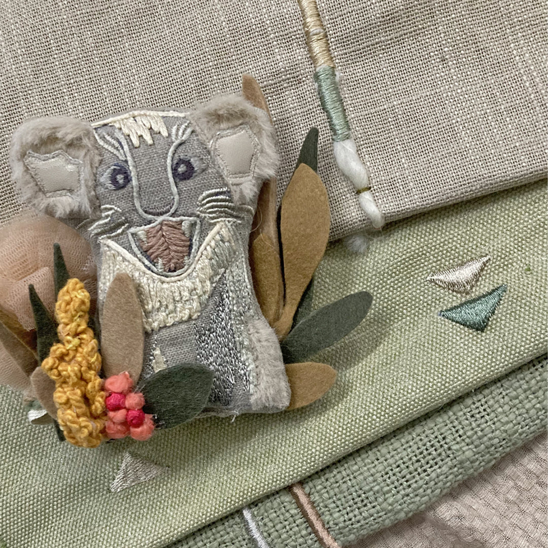 Tie Up - Safari Simba