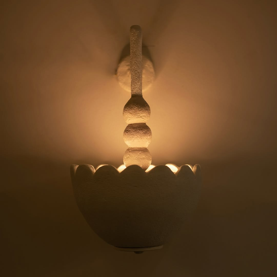 Scallop Wall Light