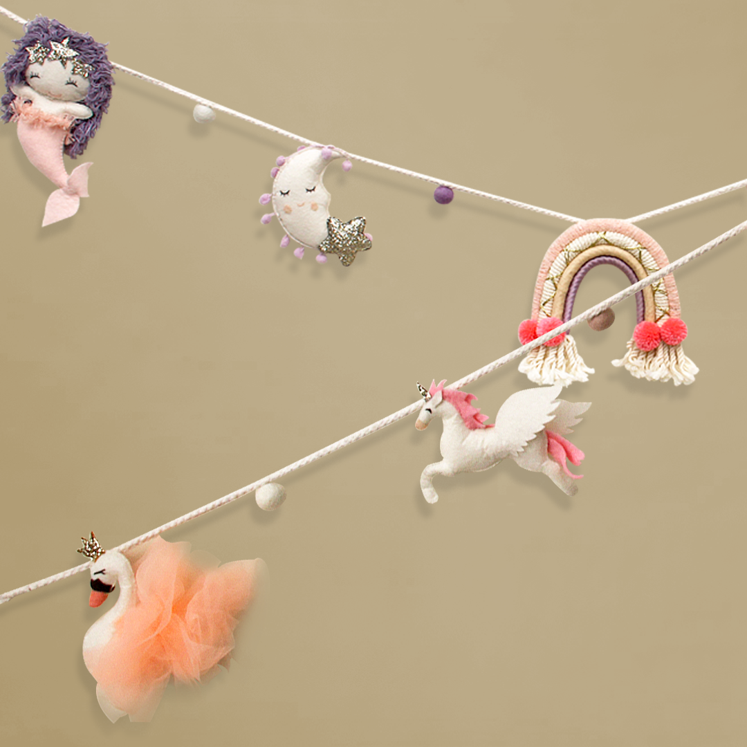 Unicorn & Rainbows Bunting