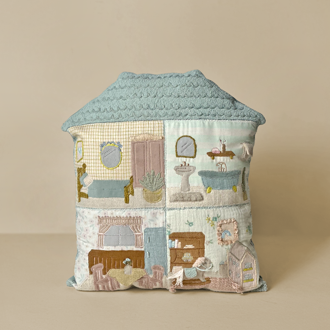 Cozy Cottage House Cushion