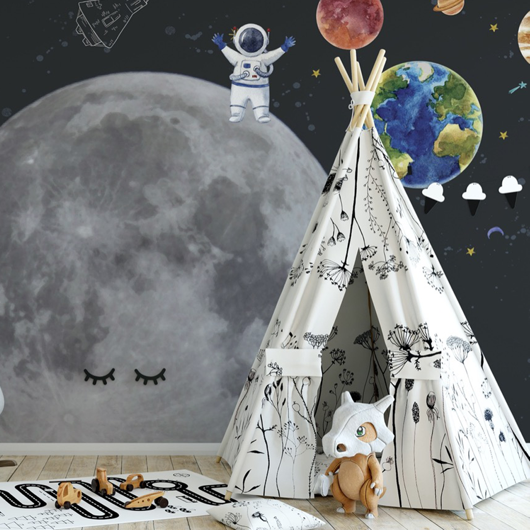 Moon & Me