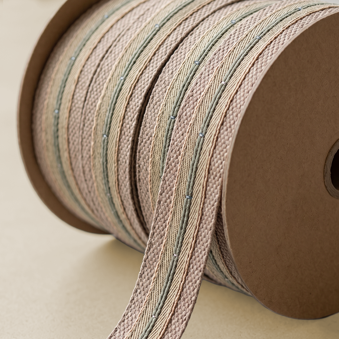 Earthy Taupe Dual-Stripe Upholstery Border